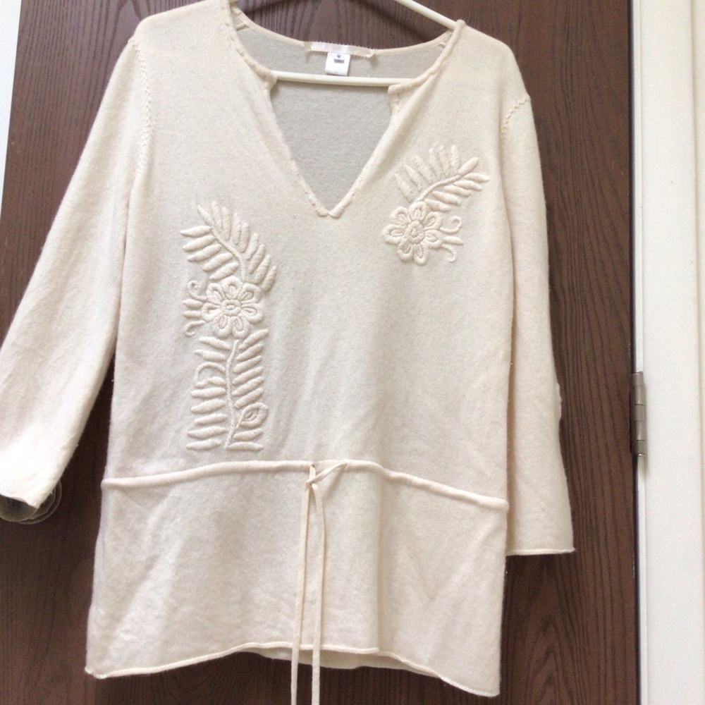 Margaret Loves Peter  100% cashmere tunic Sweater with Floral Embroidery, S-M